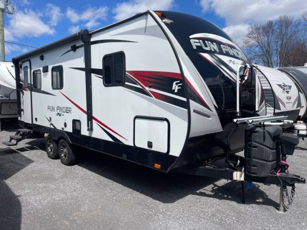 A532TR Occasion Cruiser RV Fun Finder 21RB 2020 a vendre1