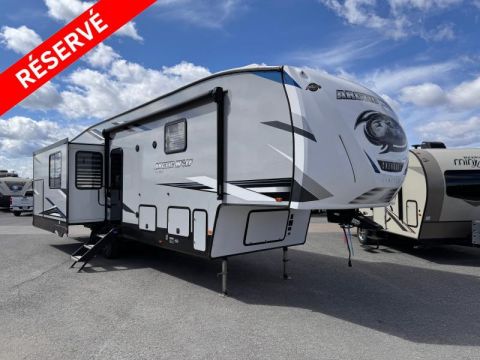 B5681TR Occasion Forest River Cherokee Arctic Wolf 3550 2022 a vendre1