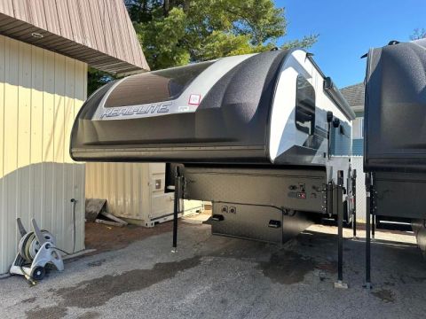 CF2432 Neuf Palomino Real Lite 1914 2024 a vendre1